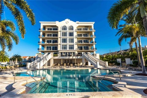 Condominio en Clearwater, Florida, 3 dormitorios  № 2098722