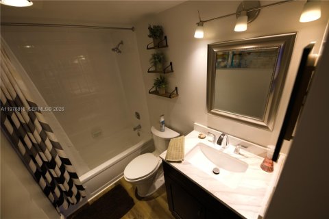 Купить кондоминиум в Лодерхилл, Флорида 2 спальни, 100.8м2, № 2040721 - фото 17