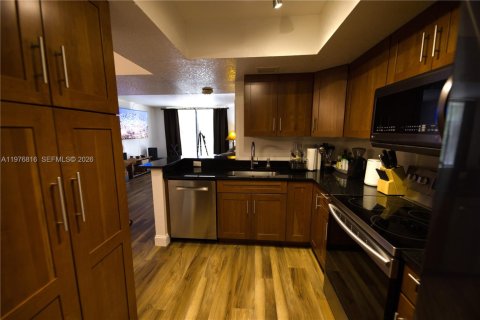 Купить кондоминиум в Лодерхилл, Флорида 2 спальни, 100.8м2, № 2040721 - фото 11