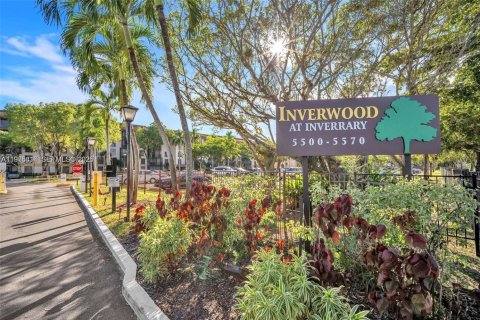 Купить кондоминиум в Лодерхилл, Флорида 2 спальни, 100.8м2, № 2040721 - фото 2