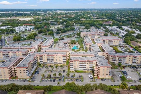 Купить кондоминиум в Плантация, Флорида 2 спальни, 87.33м2, № 1957887 - фото 21