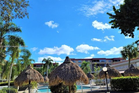 Купить кондоминиум в Плантация, Флорида 2 спальни, 87.33м2, № 1957887 - фото 19