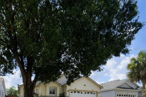 Casa en Kissimmee, Florida 4 dormitorios, 161.65 m2 № 2277016