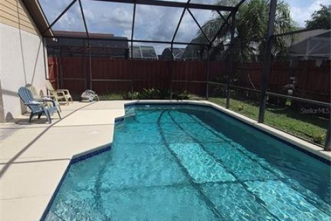 Villa ou maison à vendre à Kissimmee, Floride: 4 chambres, 161.65 m2 № 2277016 - photo 15