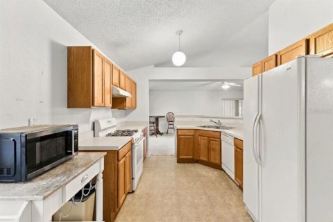Villa ou maison à vendre à Melbourne, Floride: 3 chambres, 173.26 m2 № 2418662 - photo 8