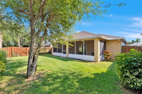 Villa ou maison à vendre à Melbourne, Floride: 3 chambres, 173.26 m2 № 2418662 - photo 26