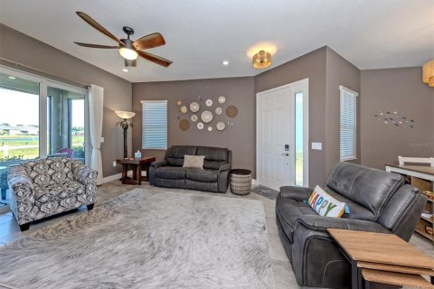 Villa ou maison à vendre à Punta Gorda, Floride: 2 chambres, 140.28 m2 № 2151789 - photo 10