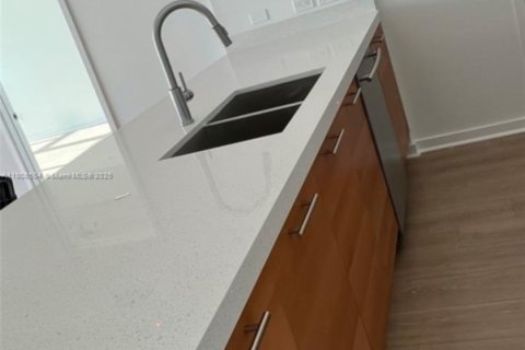 Купить кондоминиум в Майами, Флорида 2 спальни, 106.09м2, № 1752887 - фото 8
