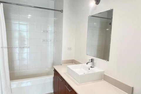 Купить кондоминиум в Майами, Флорида 2 спальни, 106.09м2, № 1752887 - фото 16