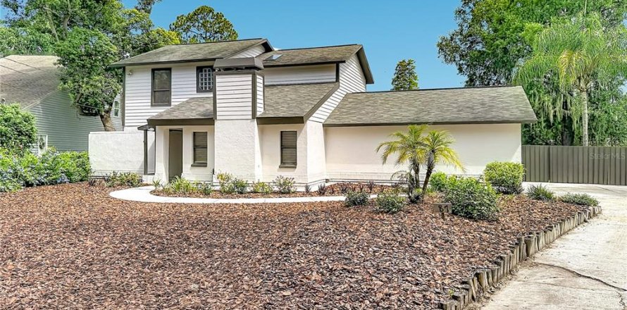 Villa ou maison à Lutz, Floride 3 chambres, 167.13 m2 № 2147575