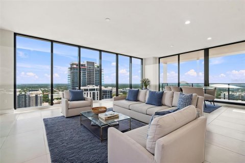 Condo in Saint Petersburg, Florida, 3 bedrooms № 2226292 - photo 10