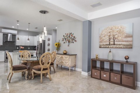 House in Palm Harbor, Florida 5 bedrooms, 336.68 sq.m. № 1536889 - photo 28