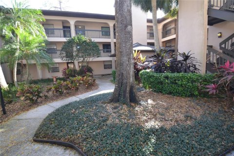 Condo in Palm Harbor, Florida, 2 bedrooms  № 1556399 - photo 2