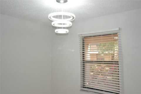 Condo in Palm Harbor, Florida, 2 bedrooms  № 1556399 - photo 27