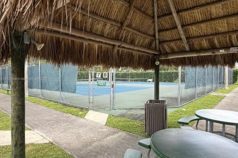 Villa ou maison à vendre à Miami, Floride: 3 chambres, 129.6 m2 № 1960337 - photo 25