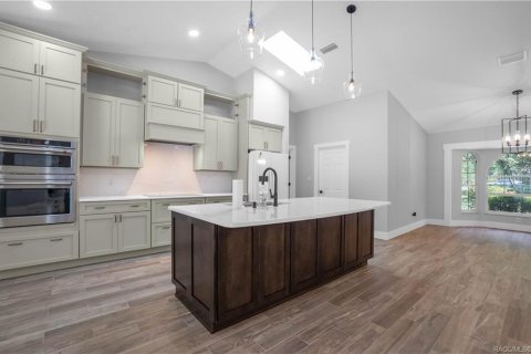House in Beverly Hills, Florida 3 bedrooms, 158.96 sq.m. № 1691058 - photo 14