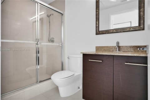 Condominio en venta en Aventura, Florida, 3 dormitorios, 128.02 m2 № 1980832 - foto 18