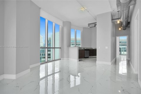 Condominio en venta en Aventura, Florida, 3 dormitorios, 128.02 m2 № 1980832 - foto 3