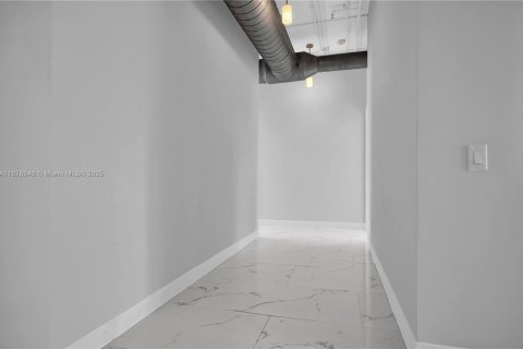 Condominio en venta en Aventura, Florida, 3 dormitorios, 128.02 m2 № 1980832 - foto 20