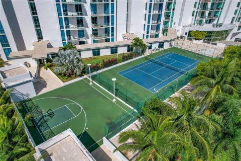 Condominio en venta en Aventura, Florida, 3 dormitorios, 128.02 m2 № 1980832 - foto 24