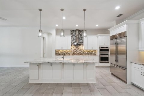 Villa ou maison à vendre à Lake Mary, Floride: 4 chambres, 311.22 m2 № 2235888 - photo 13