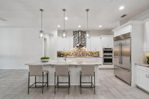 Villa ou maison à vendre à Lake Mary, Floride: 4 chambres, 311.22 m2 № 2235888 - photo 12
