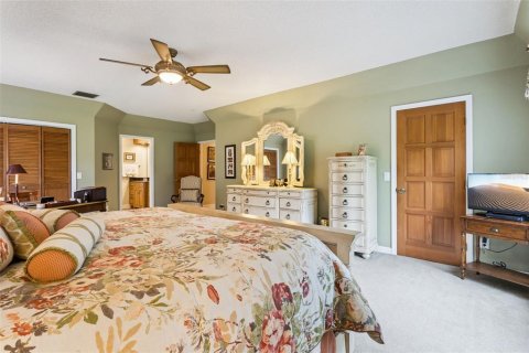 House in Winter Haven, Florida 3 bedrooms, 245.08 sq.m. № 2393480 - photo 20