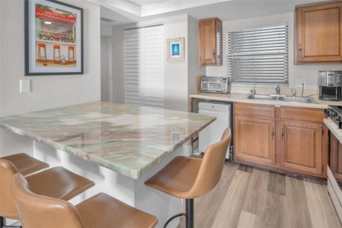Condo in South Pasadena, Florida, 1 bedroom  № 1886754 - photo 18