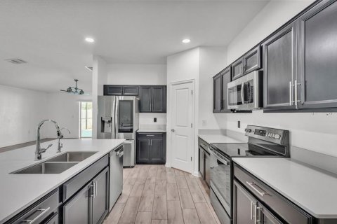 House in Bartow, Florida 4 bedrooms, 171.87 sq.m. № 1870341 - photo 13