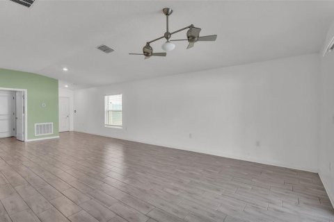 House in Bartow, Florida 4 bedrooms, 171.87 sq.m. № 1870341 - photo 16