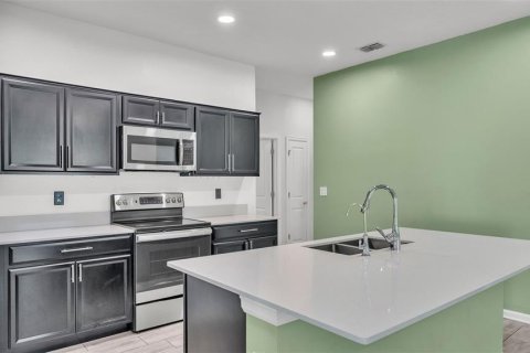 House in Bartow, Florida 4 bedrooms, 171.87 sq.m. № 1870341 - photo 11