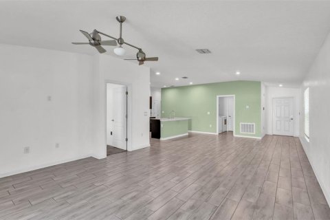 House in Bartow, Florida 4 bedrooms, 171.87 sq.m. № 1870341 - photo 15