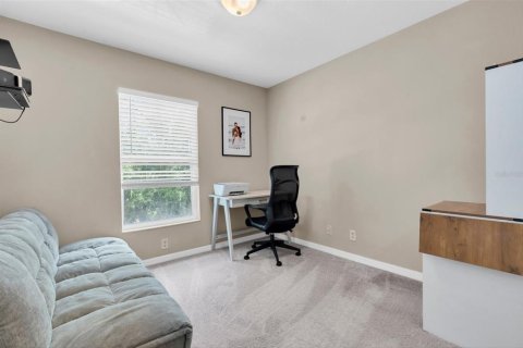 Townhouse in Tampa, Florida 3 bedrooms, 130.81 sq.m. № 2221209 - photo 18