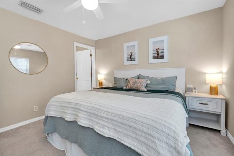Townhouse in Tampa, Florida 3 bedrooms, 130.81 sq.m. № 2221209 - photo 14