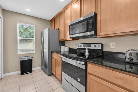 Townhouse in Tampa, Florida 3 bedrooms, 130.81 sq.m. № 2221209 - photo 9