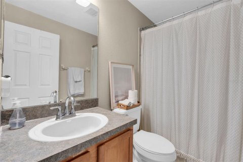 Townhouse in Tampa, Florida 3 bedrooms, 130.81 sq.m. № 2221209 - photo 20