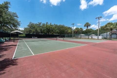 Townhouse in Tampa, Florida 3 bedrooms, 130.81 sq.m. № 2221209 - photo 29