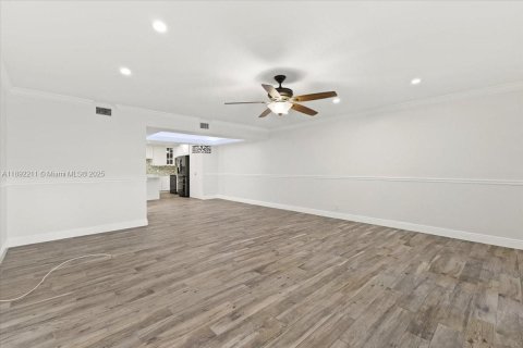 Adosado en venta en Plantation, Florida, 3 dormitorios, 202.06 m2 № 1952022 - foto 12