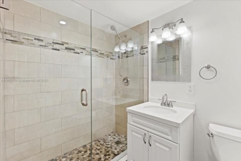 Adosado en venta en Plantation, Florida, 3 dormitorios, 202.06 m2 № 1952022 - foto 16