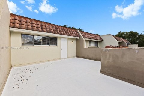 Adosado en venta en Plantation, Florida, 3 dormitorios, 202.06 m2 № 1952022 - foto 29