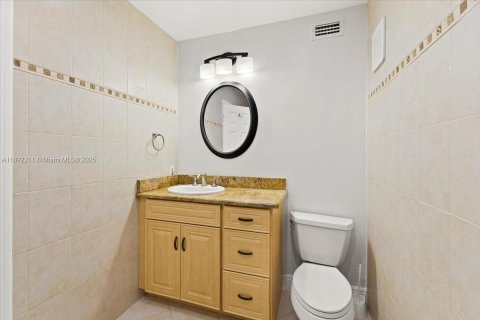 Adosado en venta en Plantation, Florida, 3 dormitorios, 202.06 m2 № 1952022 - foto 23
