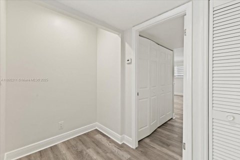 Adosado en venta en Plantation, Florida, 3 dormitorios, 202.06 m2 № 1952022 - foto 21