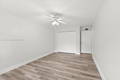 Adosado en venta en Plantation, Florida, 3 dormitorios, 202.06 m2 № 1952022 - foto 15