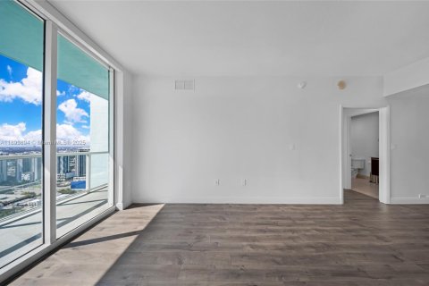 Copropriété à louer à Miami, Floride: 1 chambre, 77.85 m2 № 1947989 - photo 12