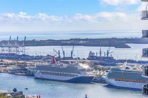 Copropriété à louer à Miami, Floride: 1 chambre, 77.85 m2 № 1947989 - photo 24