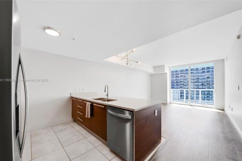 Copropriété à louer à Miami, Floride: 1 chambre, 77.85 m2 № 1947989 - photo 10