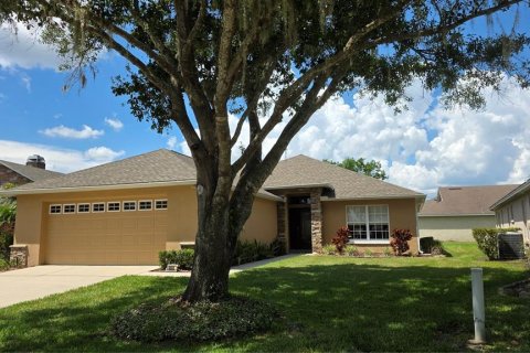 House in Lakeland, Florida 4 bedrooms, 170.94 sq.m. № 1888660 - photo 1