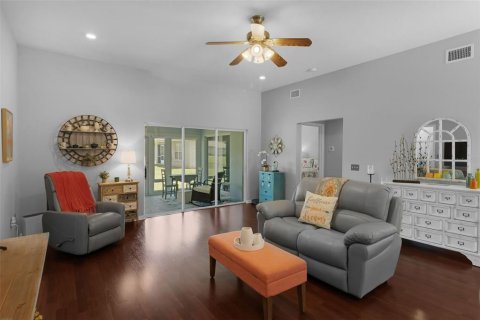 House in Lakeland, Florida 4 bedrooms, 170.94 sq.m. № 1888660 - photo 15