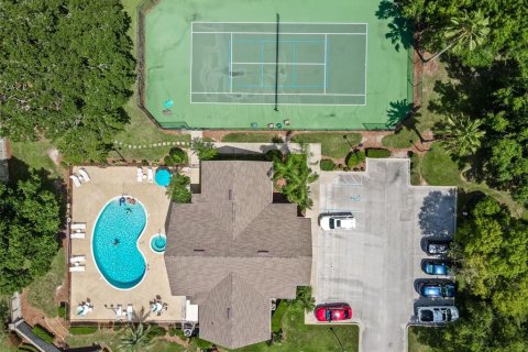 House in Lakeland, Florida 4 bedrooms, 170.94 sq.m. № 1888660 - photo 6