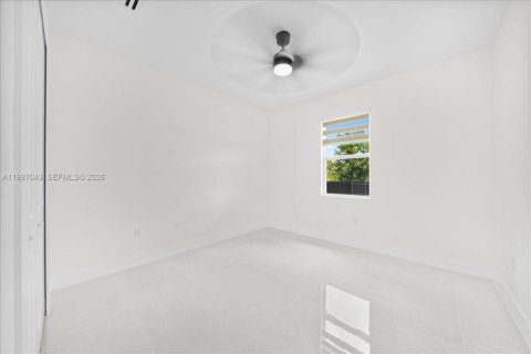 House in Lehigh Acres, Florida 3 bedrooms № 2068254 - photo 19